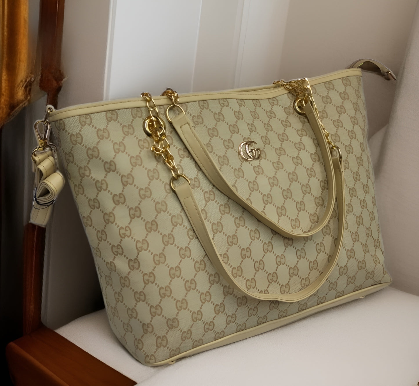 Gucci Totissima Women Tote Bag