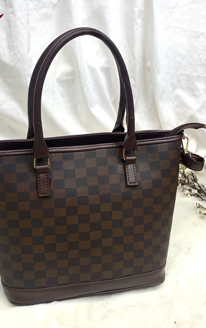 Louis Vuitton Neverfull MM Monogram Handbag